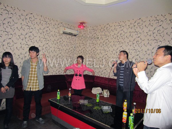 2011年10月，鄭州企鵝糧油機(jī)械有限公司--外貿(mào)部，十一國慶節(jié)團(tuán)體活動(dòng)！(圖2)