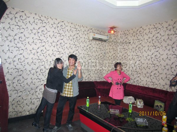 2011年10月，鄭州企鵝糧油機(jī)械有限公司--外貿(mào)部，十一國慶節(jié)團(tuán)體活動(dòng)！(圖7)